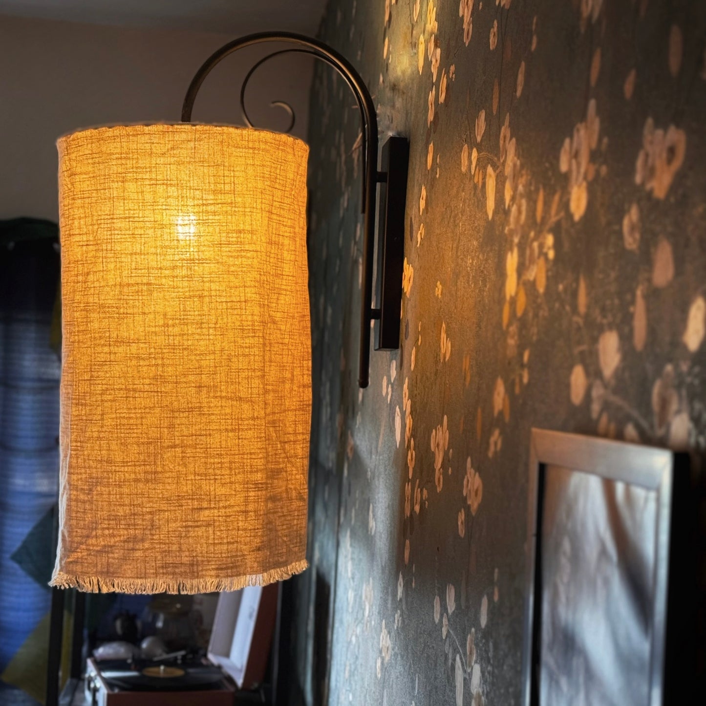 Rustic Aura Wall Light