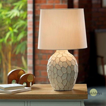 Pebble Pot Wooden Lamp with shade